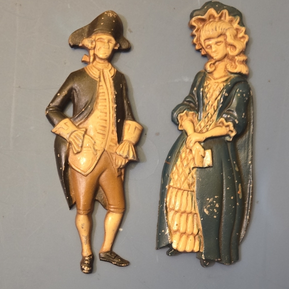 Vintage Cast Iron Sexton USA Colonial Man And Woman.6" Tall